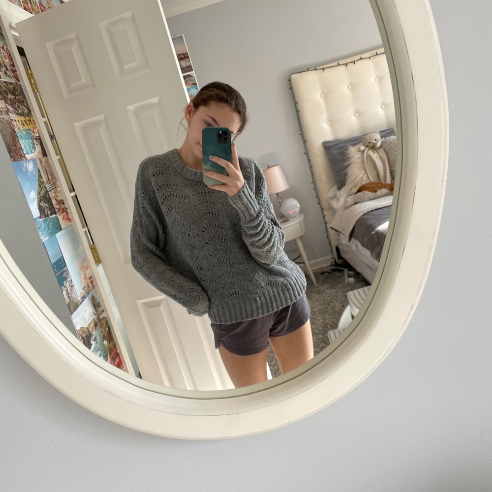 American eagle sweater